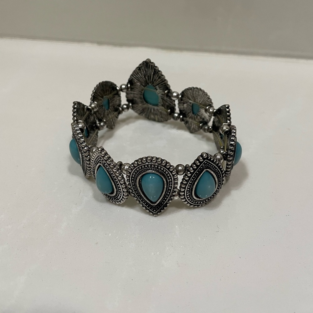 Stretch faux stone bracelet